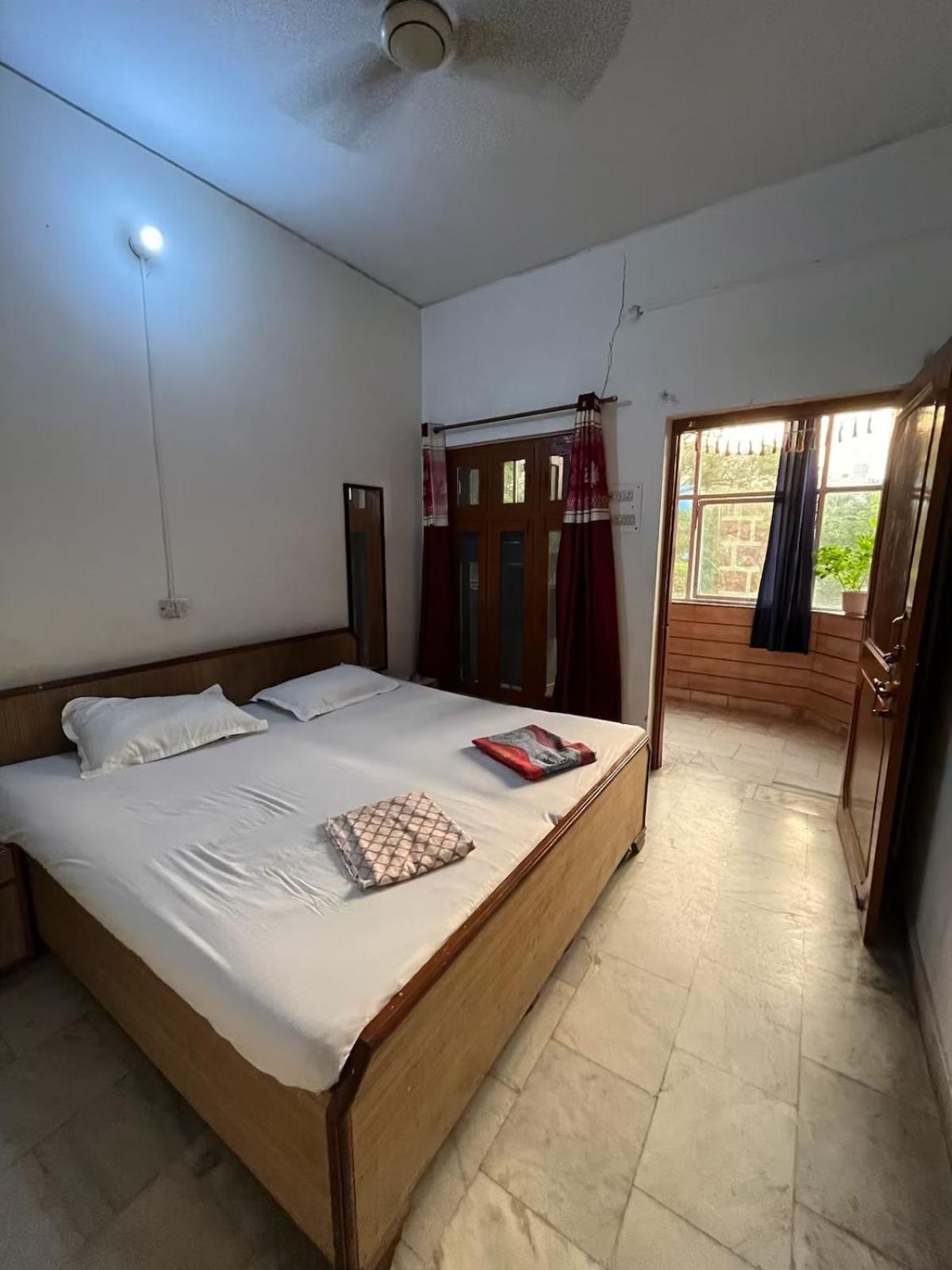 Madhuban Homestay, Natraj Chowk Rishīkesh Exterior foto